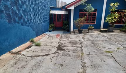Casa comercial parte nobre Vila Carrão.