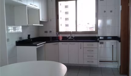 Apartamento 3 dormitórios 3 vagas + depósito no Tatuapé.