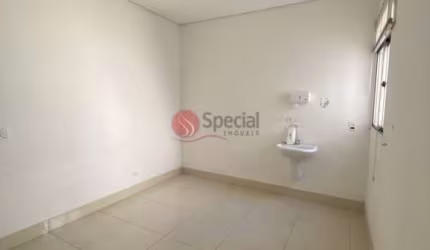 Sala comercial na Vila Maria baixa com  25 metros, próximo a Igreja Candelária.