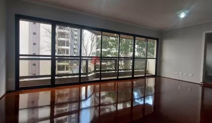 Apartamento com 3 suítes e 3 vagas para locação no Anália Franco