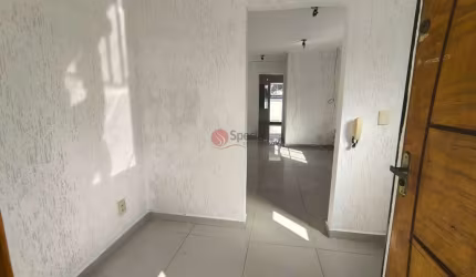Sobrado comercial no Tatuapé para alugar com 60 metros 1 banheiro, 2 salas.