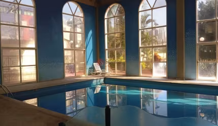 Casa de condomínio no magnífico condomínio Granville na Vila Carrão com 4 suítes e 4 vagas.
