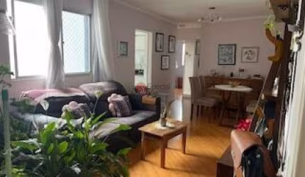 Apartamento na Água Rasa.