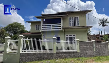 Casa para Venda em Joinville, Petrópolis, 3 dormitórios, 1 suíte, 2 banheiros, 1 vaga