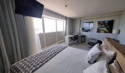 Apto nascente 36m2 mobiliado e equipado na beira mar de Barra, vista incrível pra Ilha do Amor.