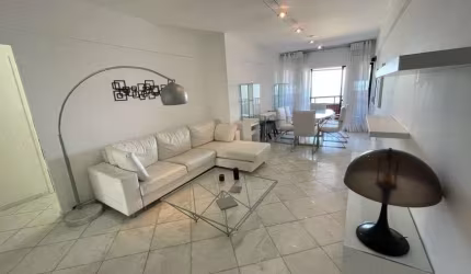 Apto beira mar em Candeias, 128m2, 4 qtos 2 suites, varanda, móveis fixos, lazer completo.