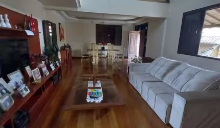 Casa - Padrão, para Venda em Rio de Janeiro/RJ