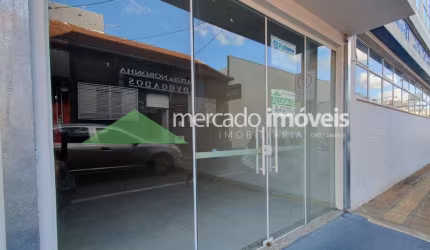 Excelente sala comercial para aluguel no Centro