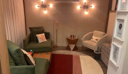 Sala comercial mobiliada para locação no Bigorrilho.