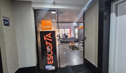 Laje Comercial no Bigorrilho no Ed. Anchieta Business.