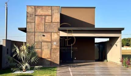 CASA TÉRREA EM CONDOMÍNIO FECHADO