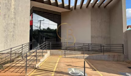IMÓVEL COMERCIAL EM ÓTIMA LOCALIZAÇÃO