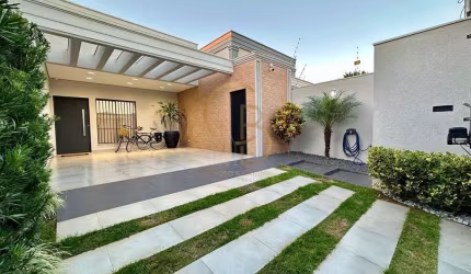 CASA MARAVILHOSA DE ALTO PADRÃO: MOBILIADA E PRONTA PARA MORAR