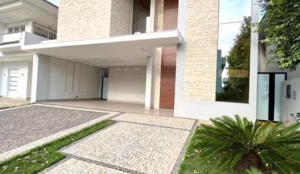 Explore o Luxo: Sobrado Exclusivo no Aldeia do Sol