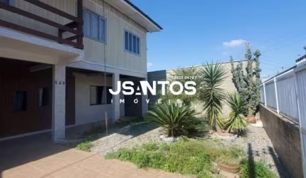 Casa · 200m² · 4 Quartos · 2 Vagas
