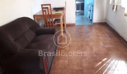 Casa à venda com 440,00m² e 3 quartos em Engenheiro Leal, Rio de Janeiro - rj