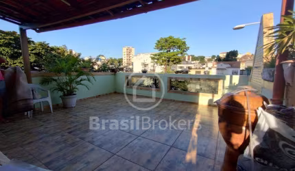 Excelente imóvel com espaço de lazer e churrasqueira