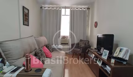 Apartamento aconchegante em Todos os Santos, pronto para você!