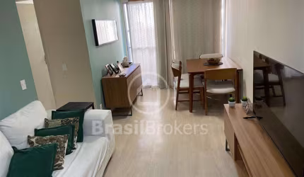 Apartamento 2 quartos + dependência próximo ao centro do Méier