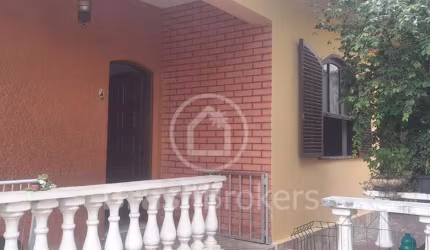 Casa Frente Rua Linear !!!...