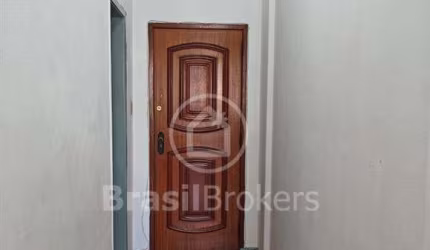 Apartamento !!!...  2 quartos / elevador