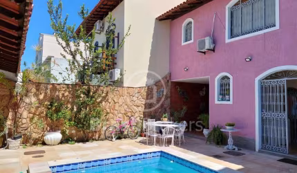 Casa de Condomínio  Vale das Orquídeas à venda com 229,00m² e 4 quartos em Vila Valqueire, Rio de Janeiro - rj
