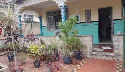 Casa à venda com 120,00m² e 3 quartos em Bento Ribeiro, Rio de Janeiro - rj