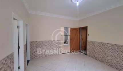 Apartamento com 2 quartos em Madureira