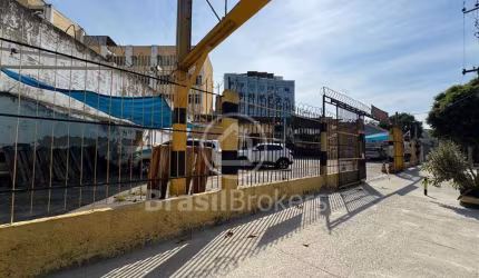 TERRENO PLANO COM 965M2 NO MELHOR PONTO DE BONSUCESSO