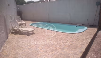 Casa à venda com 350,00m² e 5 quartos em Honório Gurgel, Rio de Janeiro - RJ