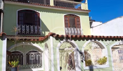 Casa com 2 Quartos à venda, 161m² - Méier