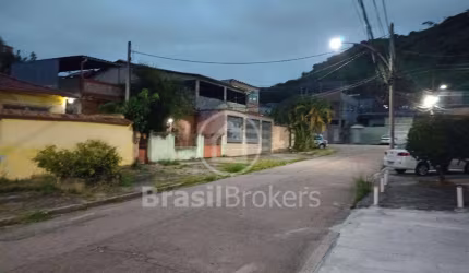 Casa 3 quartos - Vila Kosmos