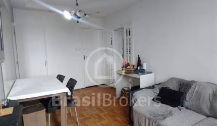 Excelente apartamento de 3 quartos no Engenho Novo !!!