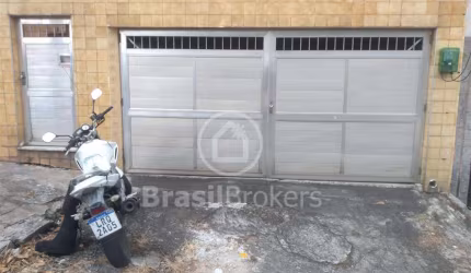 Casa 6 quartos, sendo 1 suíte