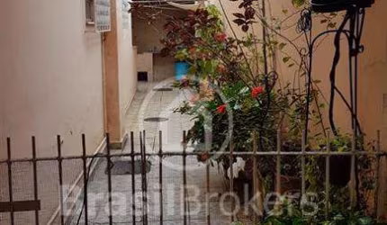 Casa à venda com 501,00m²  !!!...