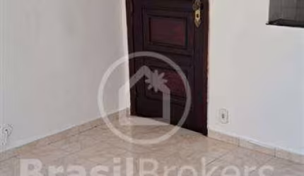Ótimo apartamento térreo em Olaria !!!!