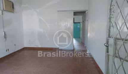 Casa à venda com 324,00m² e 4 quartos em Cascadura, Rio de Janeiro - rj