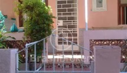 Casa de Condomínio à venda com 38,00m² e 2 quartos em Encantado, Rio de Janeiro - rj