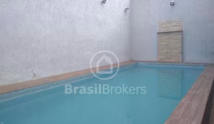 Casa à venda com 200,00m² e 3 quartos em Cascadura, Rio de Janeiro - RJ