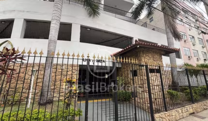 Maravilhoso apartamento na Praça Avaí.