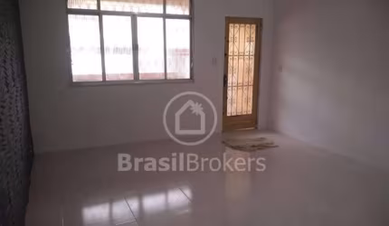 Casa à venda com 200,00m² e 2 quartos em Sampaio, Rio de Janeiro - RJ