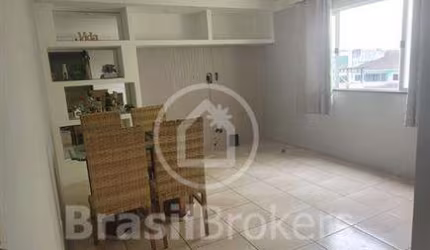 Excelente apartamento em ótima localização em Pilares !!!!