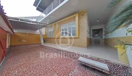 Casa à venda com 282,00m² e 3 quartos em Cascadura, Rio de Janeiro - rj