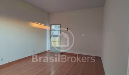 Compre duas casa por 400 mil perto do Guanabara de Piedade