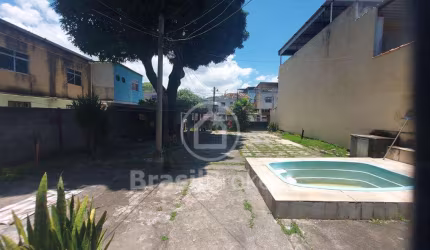 Casa à venda com 370,00m² e 2 quartos em Cavalcanti, Rio de Janeiro - RJ