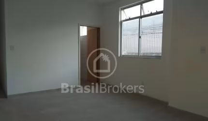 Casa à venda com 169,00m² com Salão, 2 Suítes e 2 quartos em Piedade, Rio de Janeiro - RJ