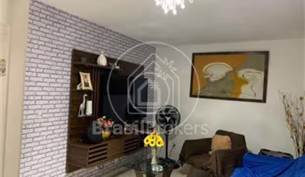 Casa de Condomínio 2 quartos, sendo 1 suíte