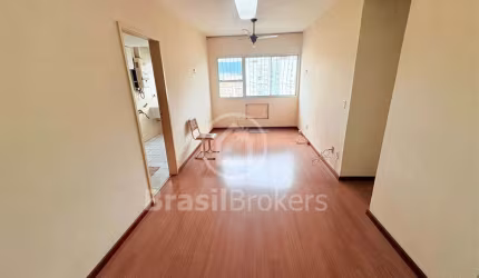 Apartamento 2 quartos, sendo 1 suíte