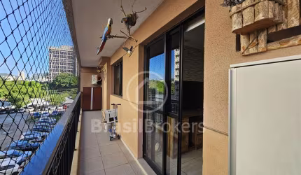 Apartamento a venda em São Cristovão, com 72 m², 1 vaga na escritura, portaria 24 horas, varanda, 2 quartos, sendo 1 suíte e infraestrutura completa.