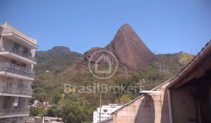 Cobertura Duplex à venda com 145,00m² e 4 quartos em Grajaú, Rio de Janeiro - rj